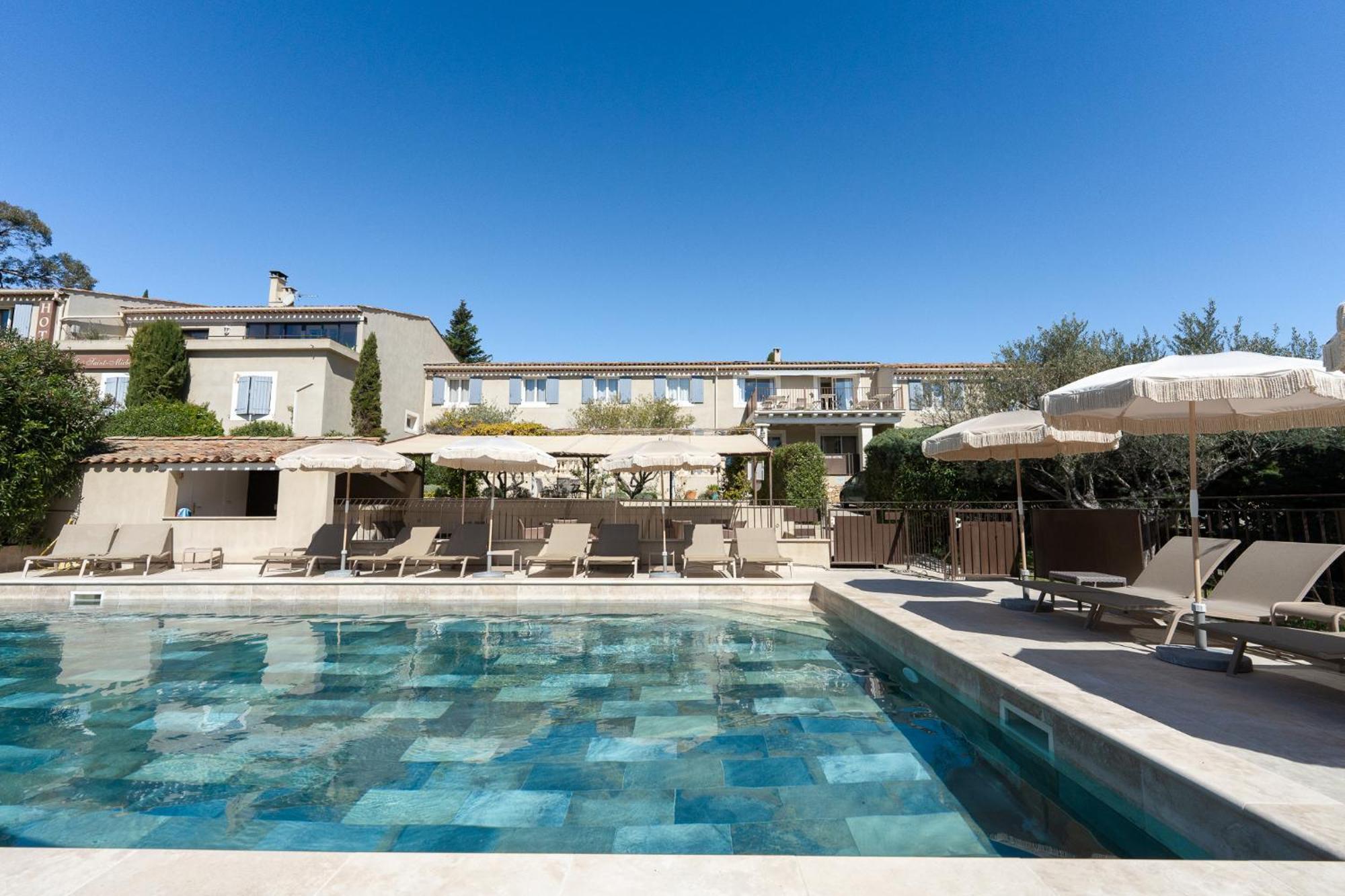 Hotel Le Pre Saint Michel Manosque Exterior photo