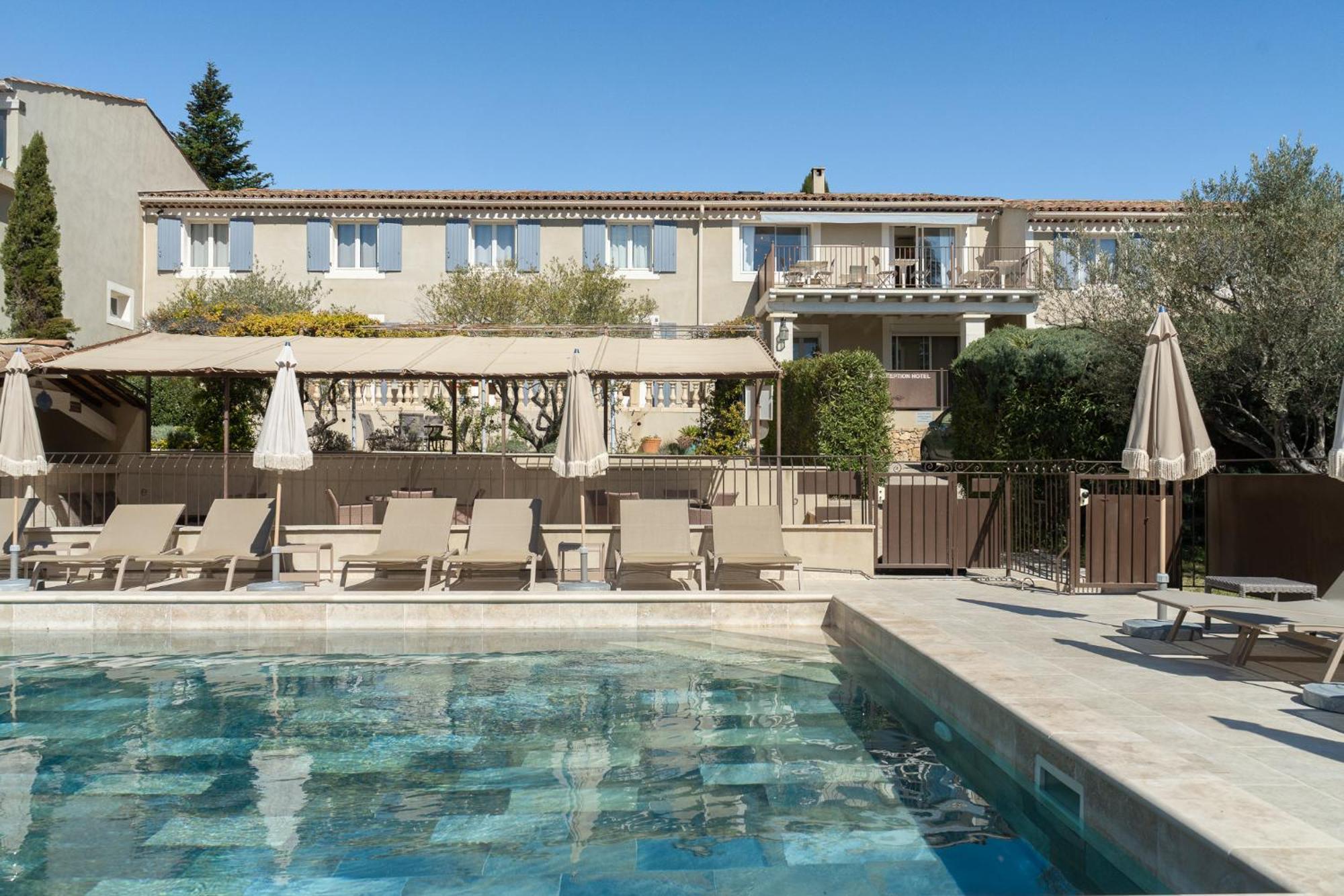 Hotel Le Pre Saint Michel Manosque Exterior photo