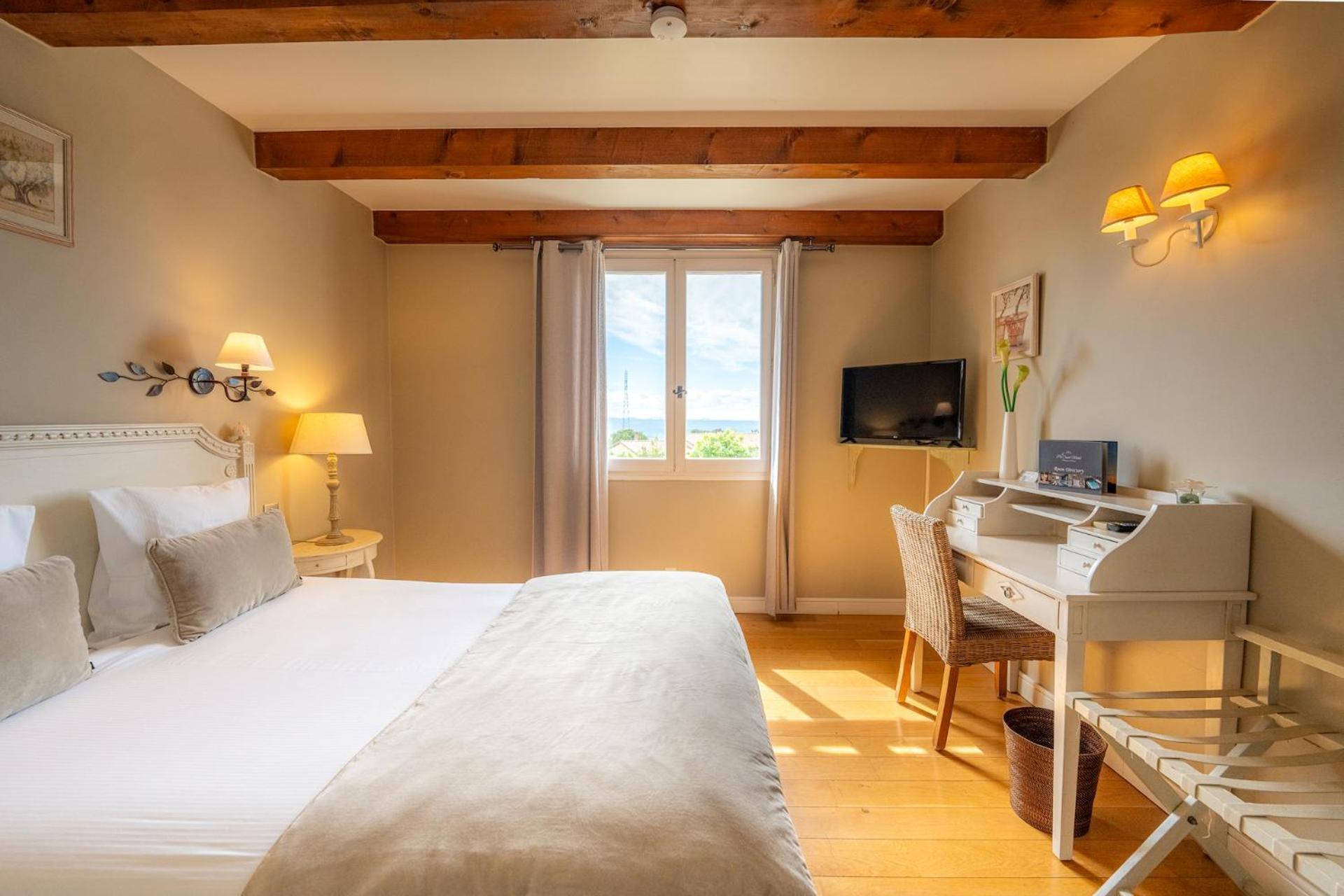 Hotel Le Pre Saint Michel Manosque Exterior photo