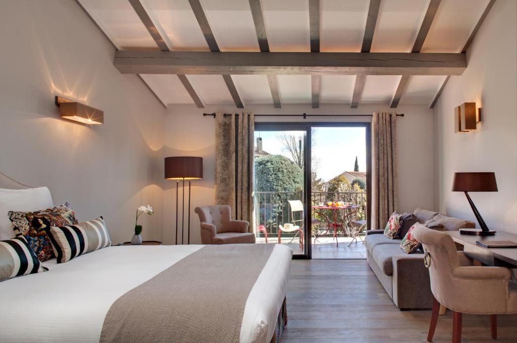 Hotel Le Pre Saint Michel Manosque Room photo
